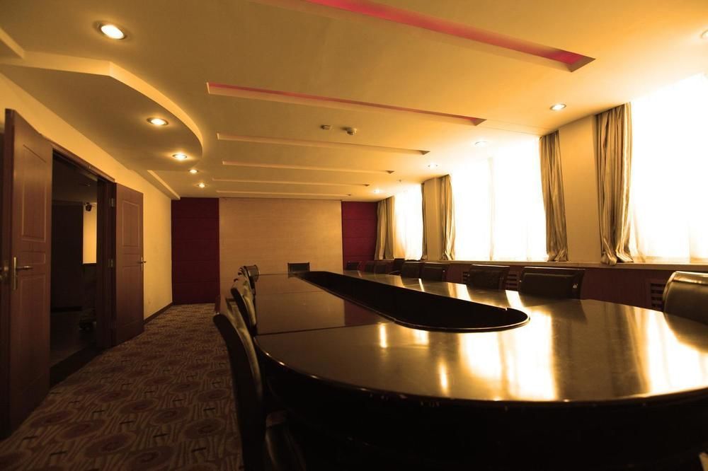 Huashan Jinsui Hotel Huayin Exterior photo