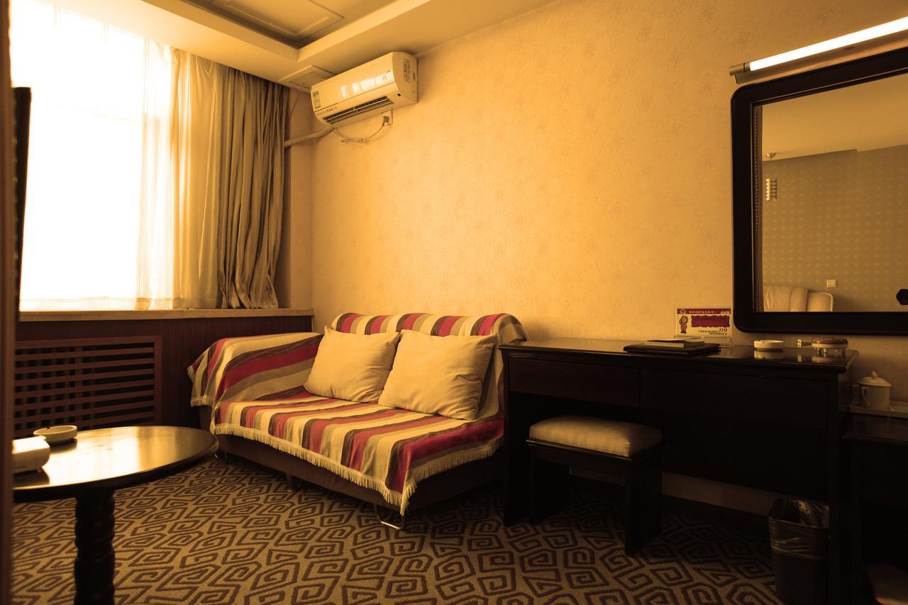 Huashan Jinsui Hotel Huayin Exterior photo